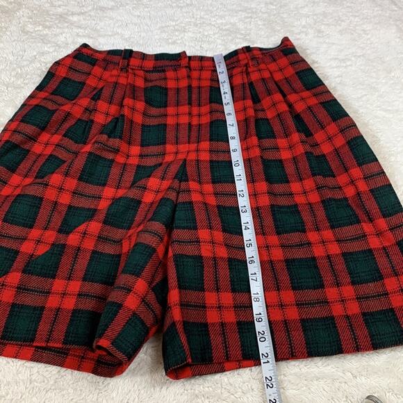 Vintage 90s Sag Harbor plaid wool blend hi rise pleated shorts, 14 - Picture 4 of 9